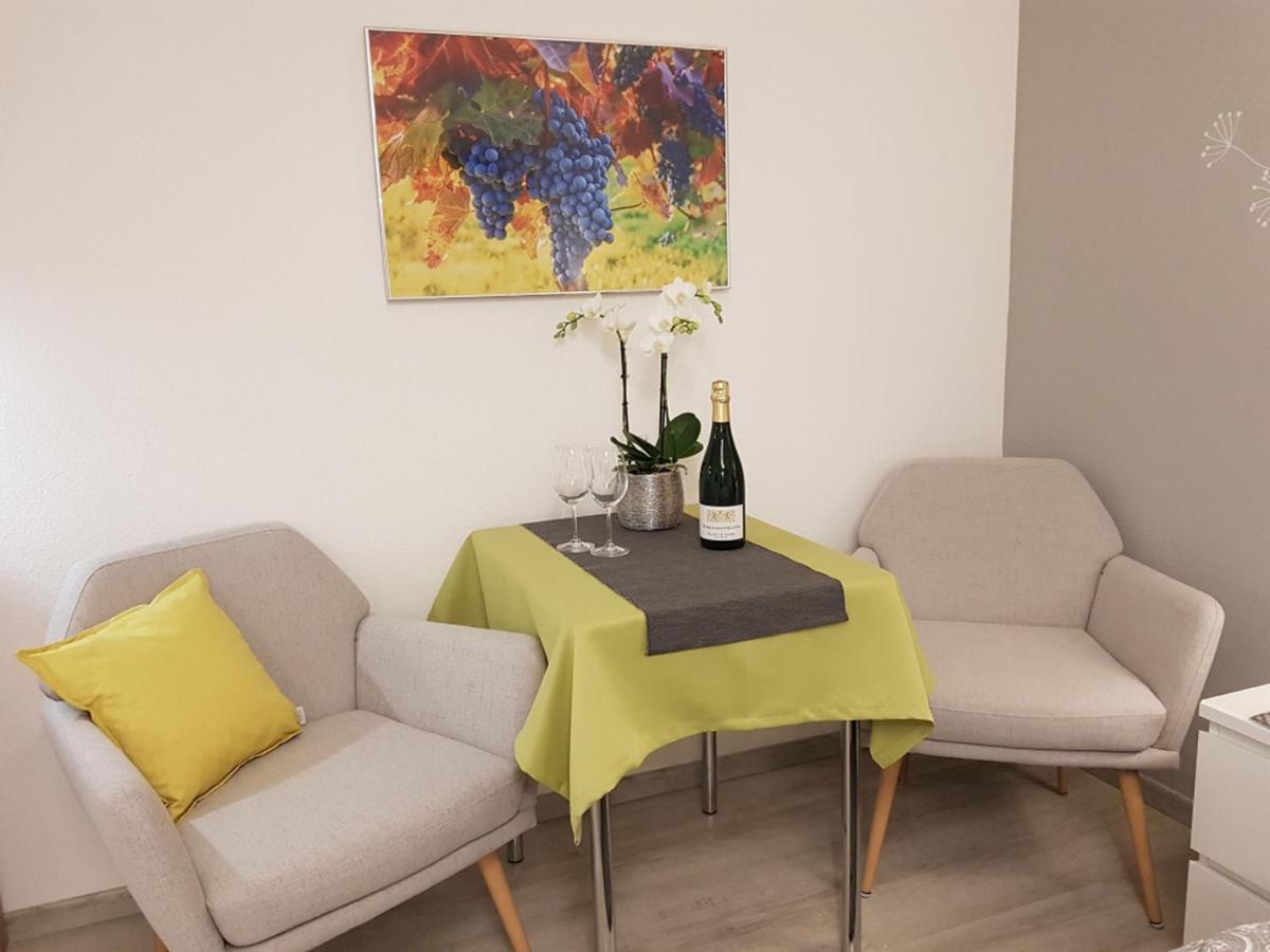 Buergstadt Gaestezimmer-Apartment Heidi Hoenl מראה חיצוני תמונה