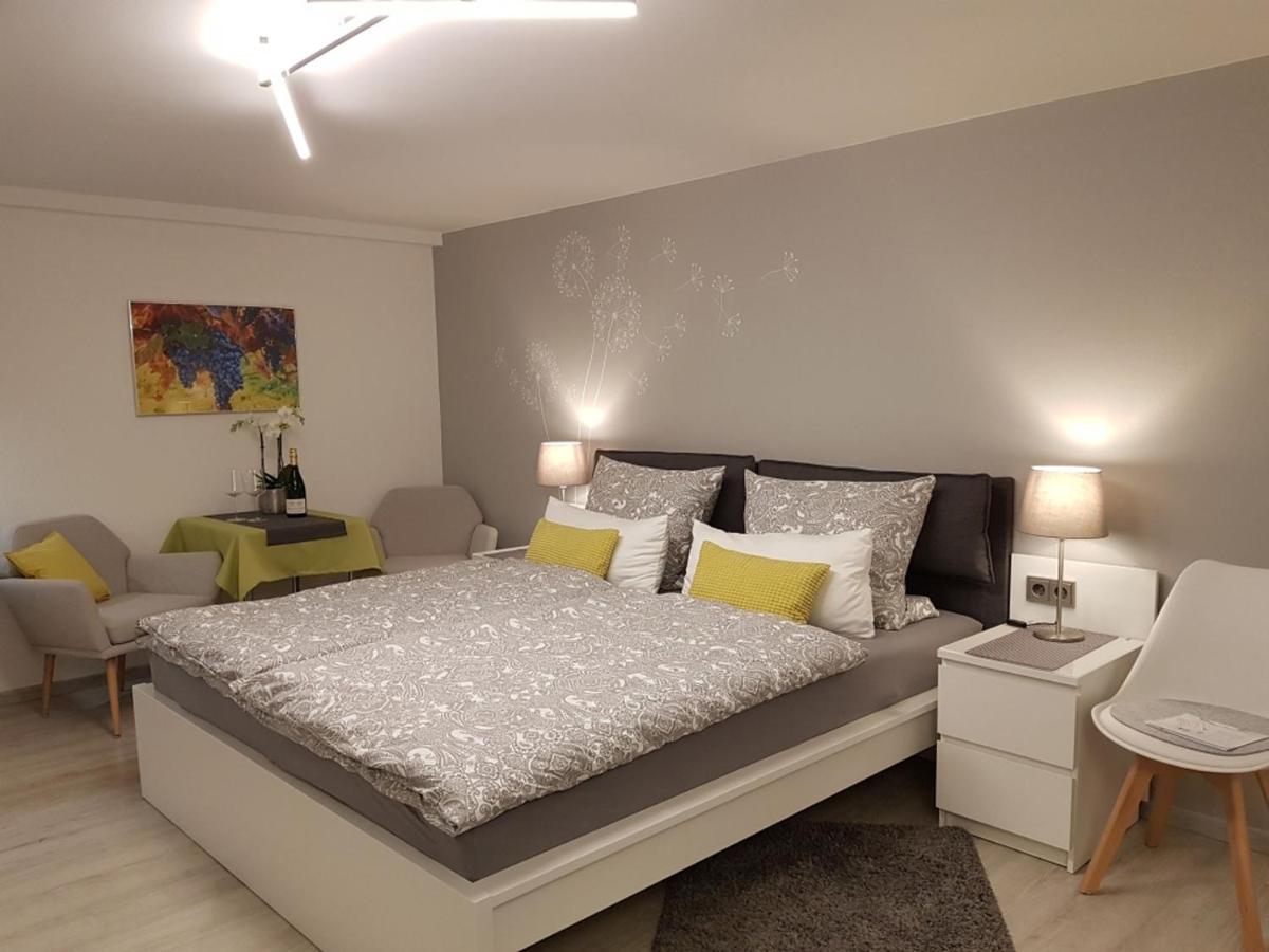 Buergstadt Gaestezimmer-Apartment Heidi Hoenl מראה חיצוני תמונה